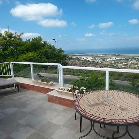 Boutique Apartment "Facing The Sea" حيفا المظهر الخارجي الصورة