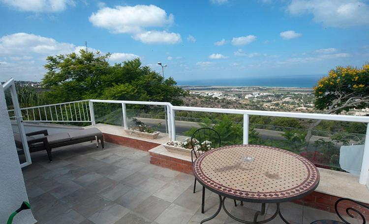 Boutique Apartment "Facing The Sea" حيفا المظهر الخارجي الصورة