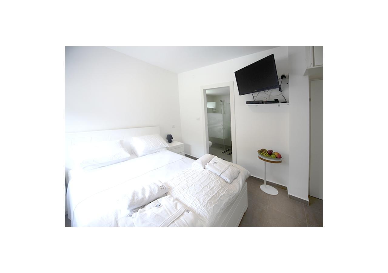 Boutique Apartment "Facing The Sea" حيفا المظهر الخارجي الصورة